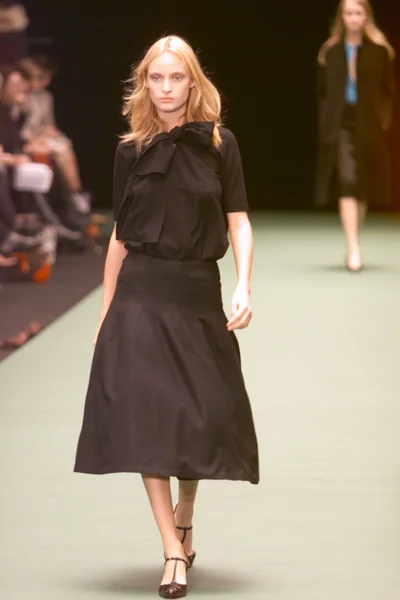 Look 12